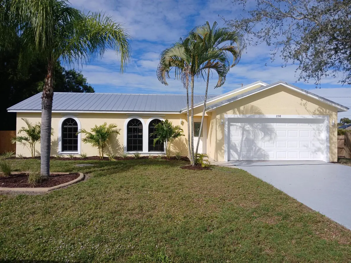 2358 SE Heathwood Circle, Port Saint Lucie, FL 34952 - Image #1