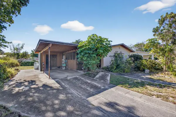 1212 Chickasaw Street, Jupiter, FL 33458