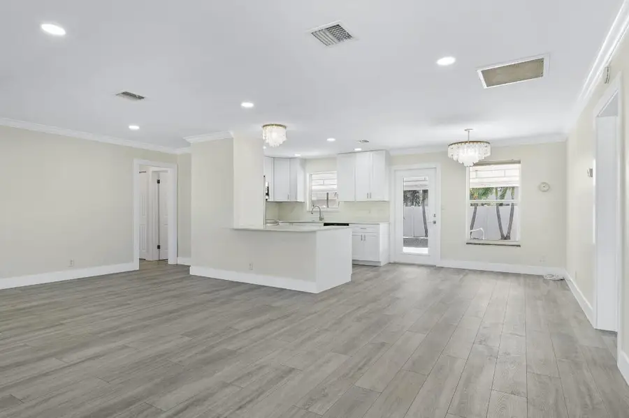 912 SE 8th Court, Deerfield Beach, FL 33441 - Image #3