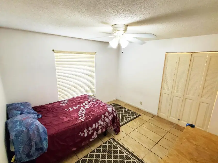 4195 Lucerne Villas Lane, Lake Worth, FL 33467 - Image #2