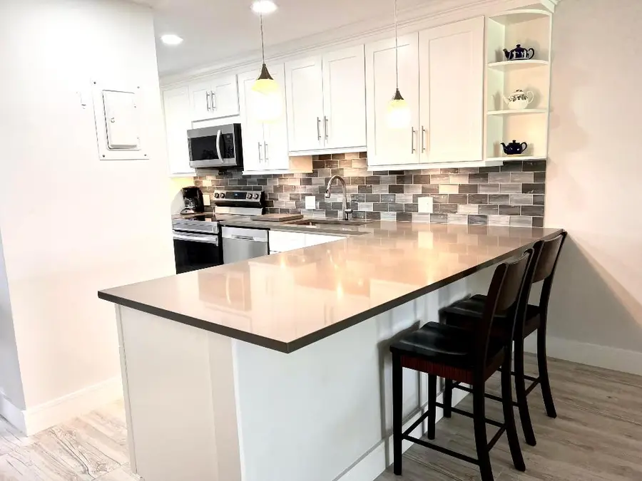 1360 NW 19th Terrace #202, Delray Beach, FL 33445 - Image #2