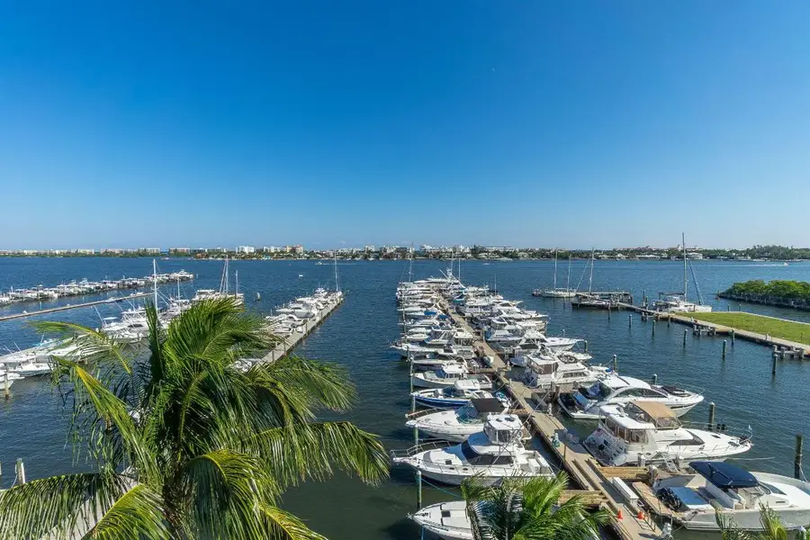 806 E Windward Way #Ph 1, Lantana, FL 33462 - Image #2