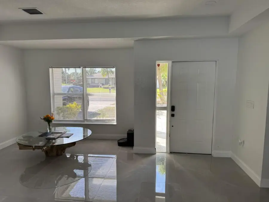 4008 Shelley Road N, West Palm Beach, FL 33407 - Image #3