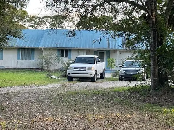 2980 Admiral Street, Fort Pierce, FL 34982