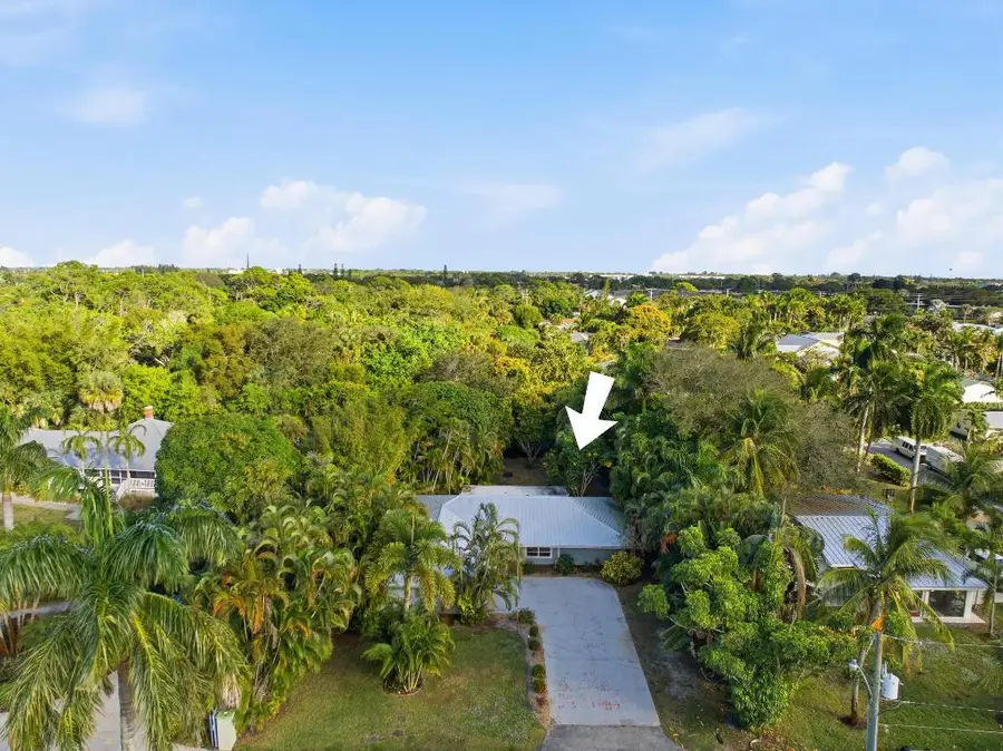 540 SW North Carolina Drive, Stuart, FL 34994 - Image #3