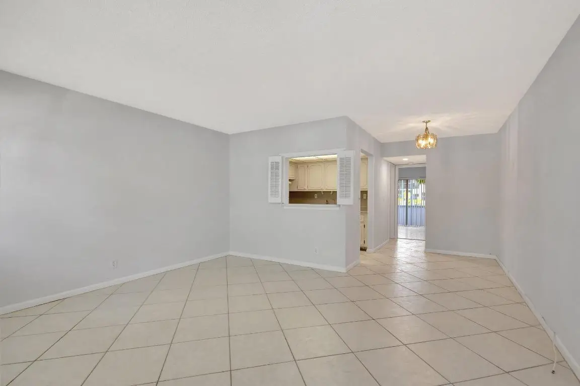 398 Sheffield Q, West Palm Beach, FL 33417 - Image #1