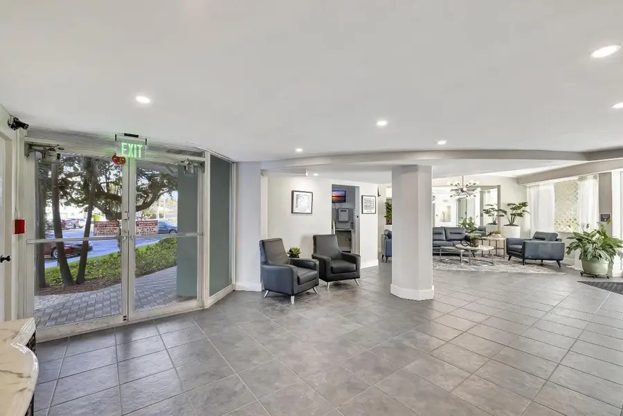 1900 S Ocean Drive #1702, Fort Lauderdale, FL 33316 - Image #2