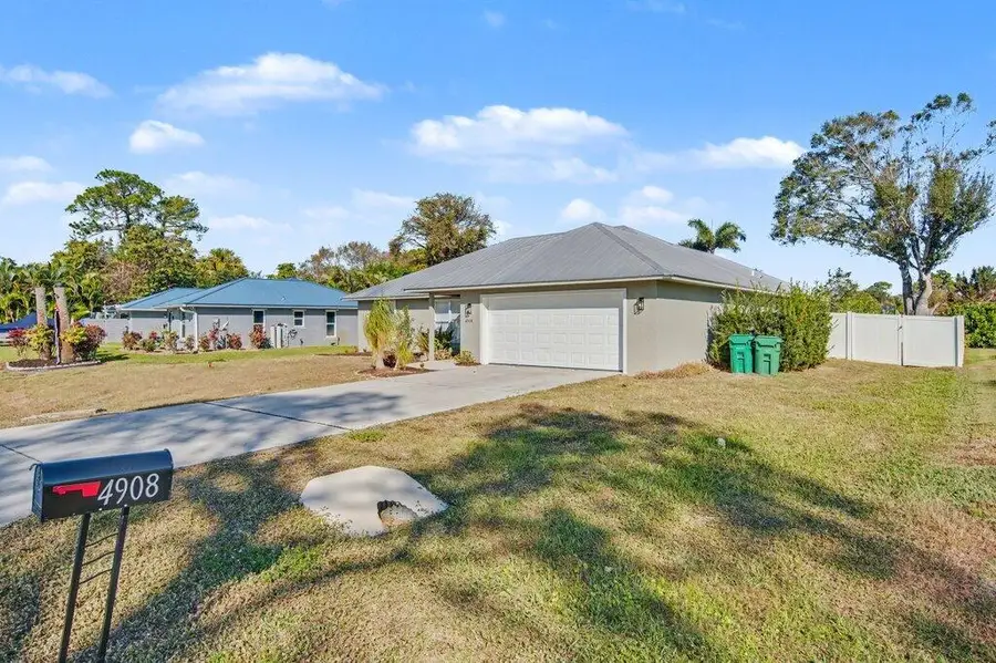 4908 Paleo Pines Circle, Fort Pierce, FL 34951 - Image #2