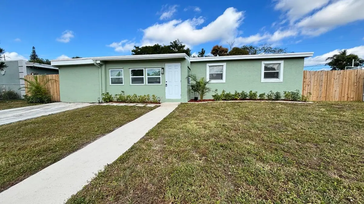 3945 Ocala Road, Lake Worth, FL 33462 - Image #1