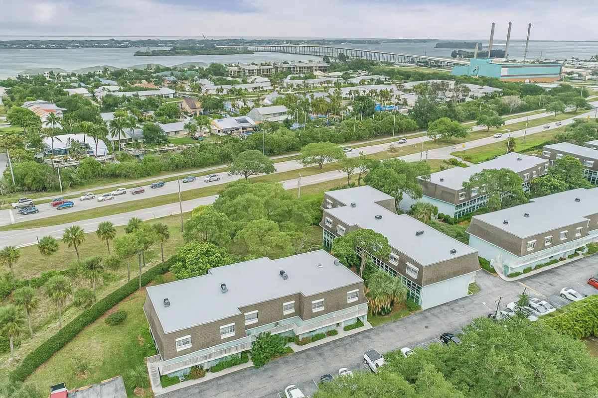 1901 Indian River Boulevard #206, Vero Beach, FL 32960 - #1