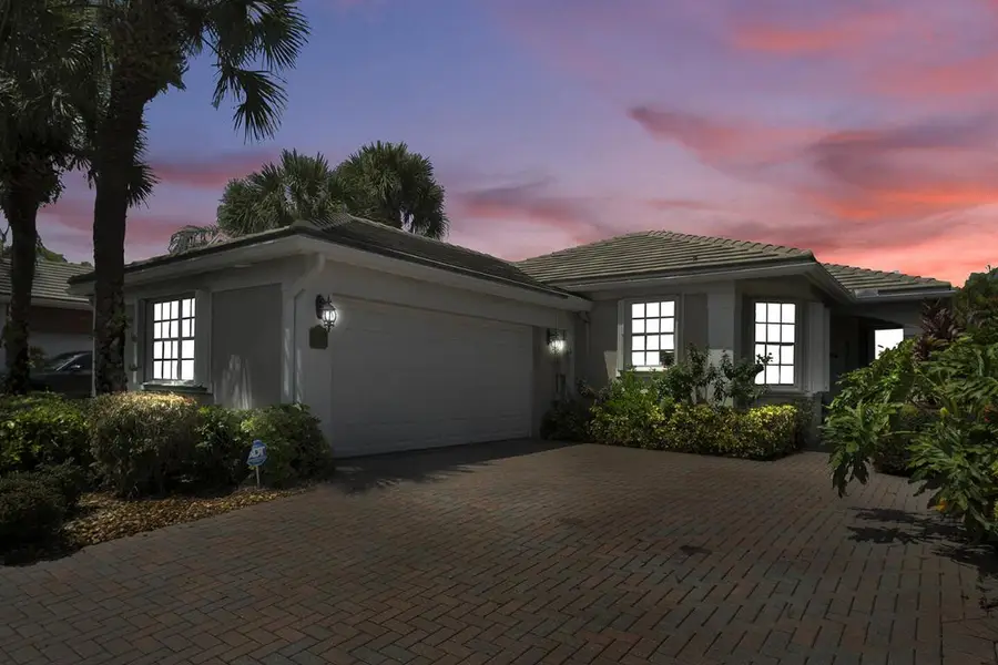 22831 Windsor Wood Court, Boca Raton, FL 33433 - Image #2