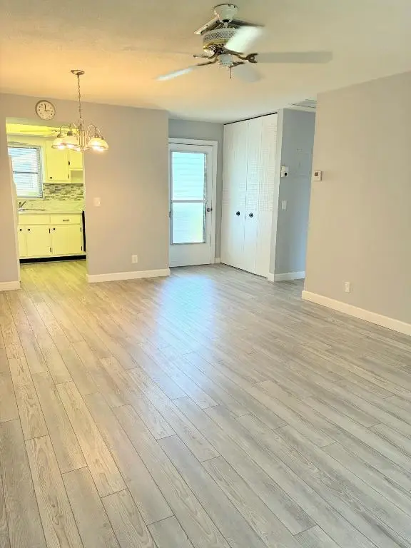 2911 Ashley Drive W #H, West Palm Beach, FL 33415 - Image #3