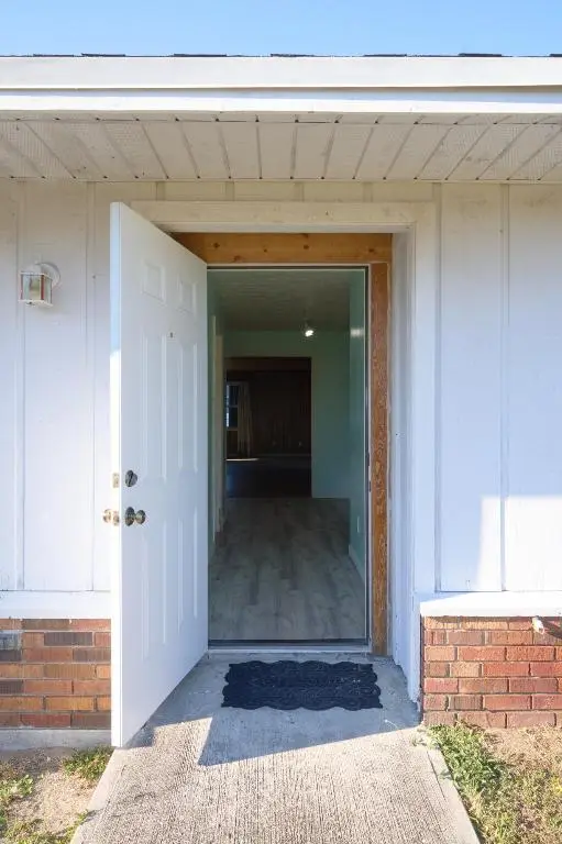 443 SW Meadow Terrace, Port Saint Lucie, FL 34984 - Image #2