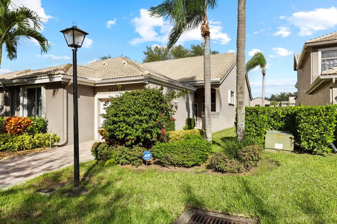 5435 Monterey Circle #G, Delray Beach, FL 33484 - Image #1