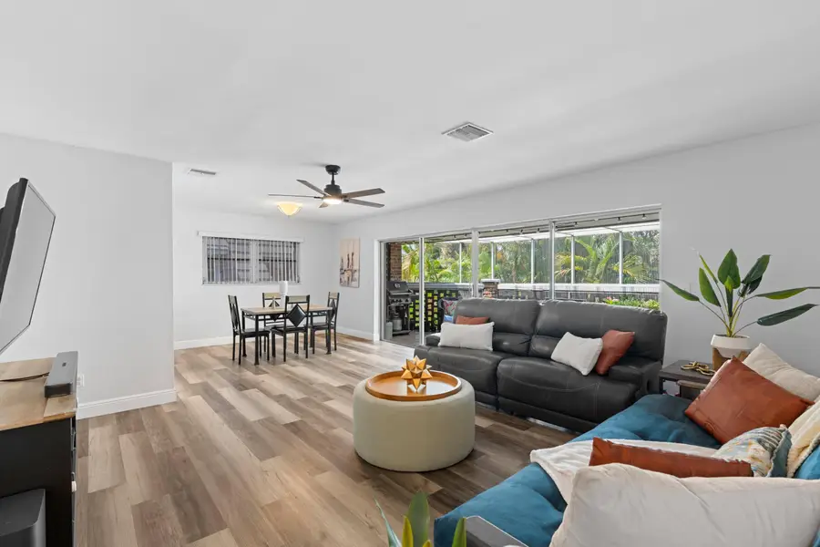 419 Pine Tree Court #21, Atlantis, FL 33462 - #3