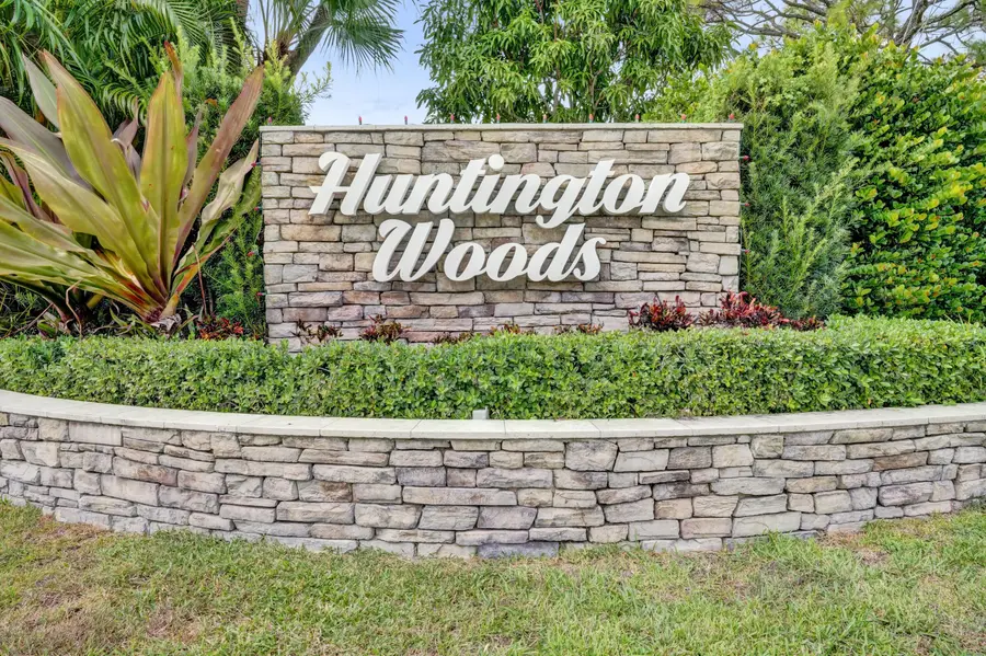 194 Parkwood Drive, Royal Palm Beach, FL 33411 - #3