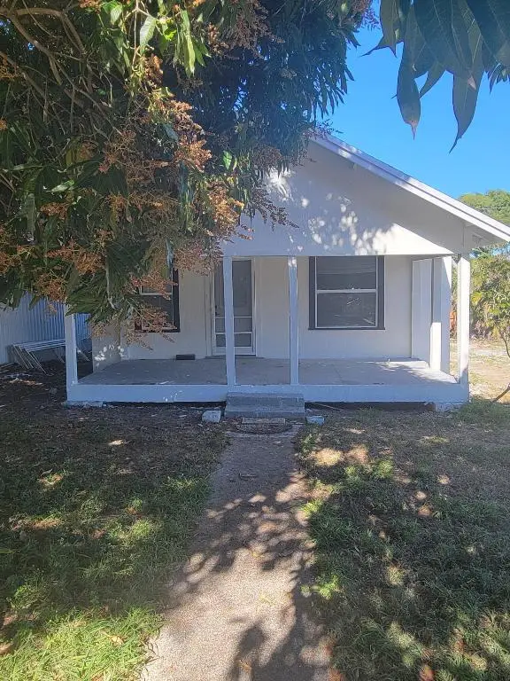 719 Tuscaloosa Street, West Palm Beach, FL 33405 - Image #2