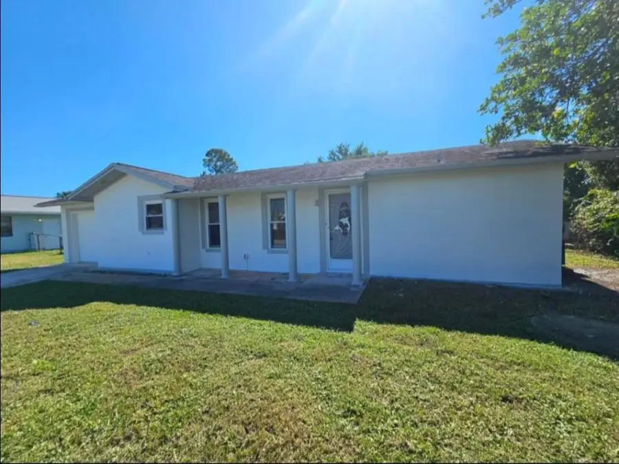 592 SW Banks Ter Terrace, Port Saint Lucie, FL 34953 - Image #2