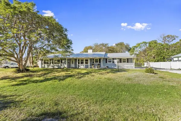 5201 Seagrape Drive, Fort Pierce, FL 34982