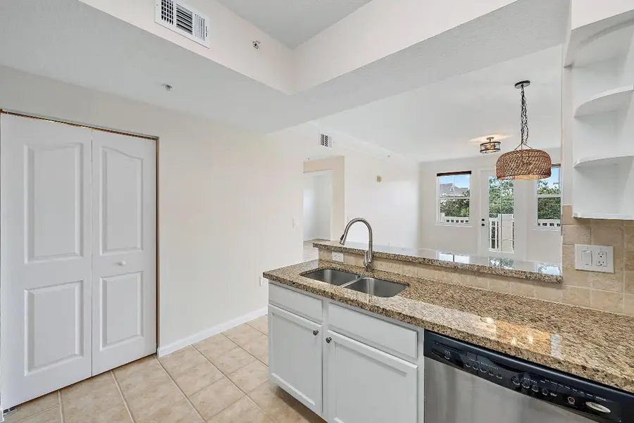 276 Murcia Drive #311, Jupiter, FL 33458 - Image #2