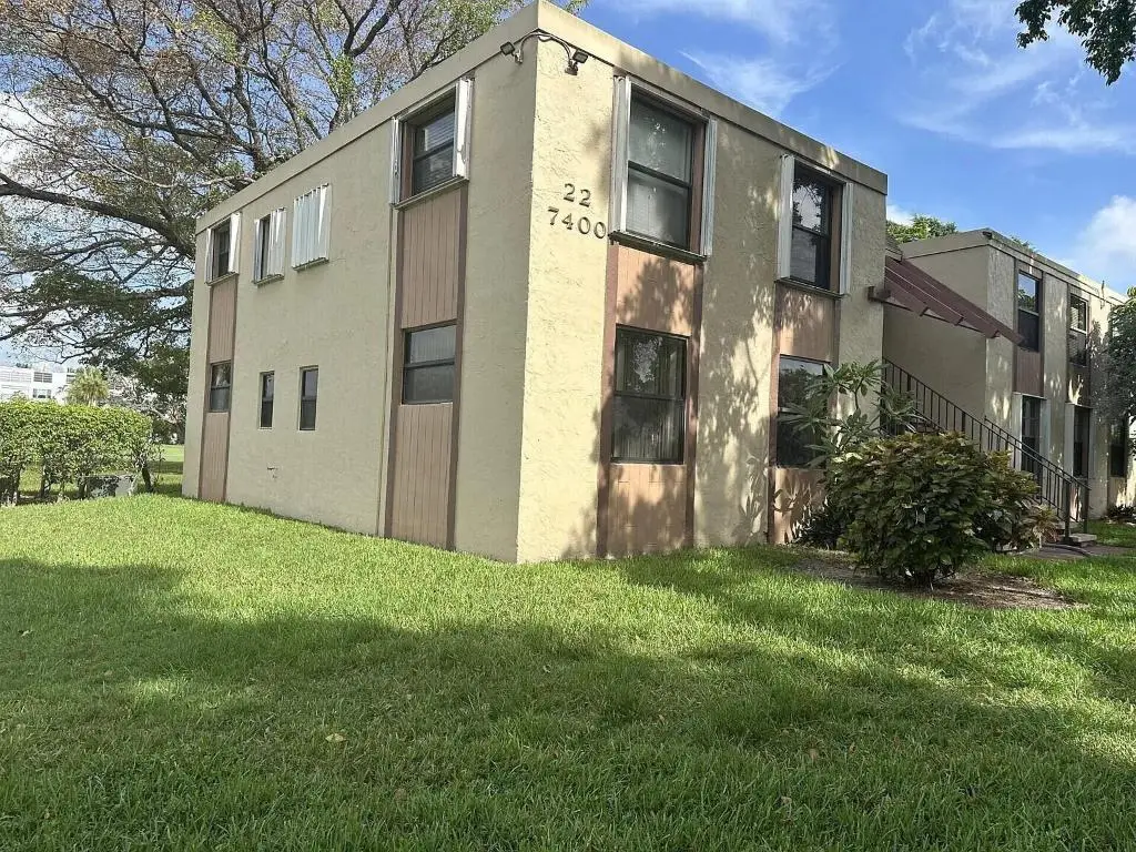 7400 18th Street #102, Margate, FL 33063 - Image #1
