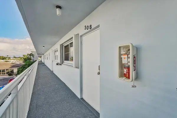 2014 S Federal Highway #308, Boynton Beach, FL 33435