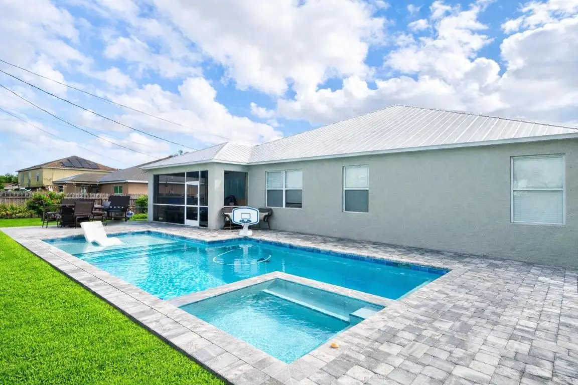 941 SW Mcelroy Avenue, Port Saint Lucie, FL 34953 - Image #1