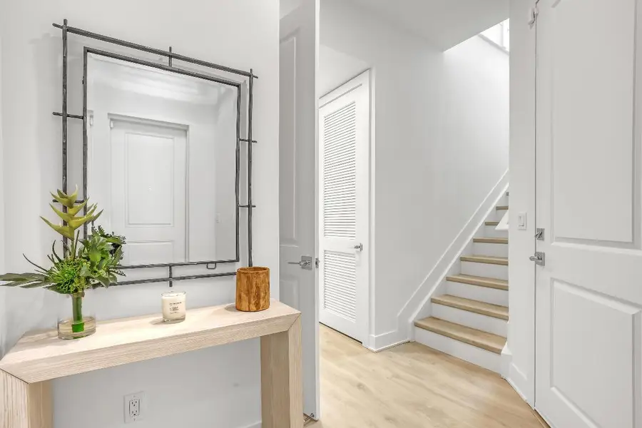 109 Royal Palm Circle, Tequesta, FL 33469 - Image #2