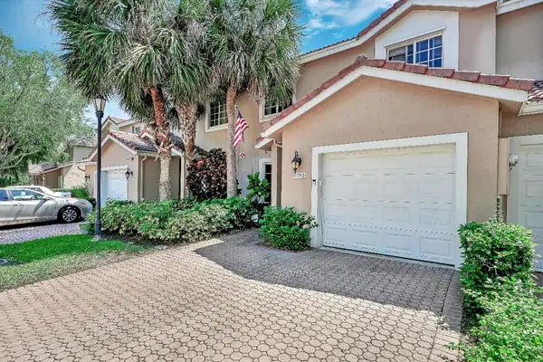 6204 NW 74th Court, Parkland, FL 33067