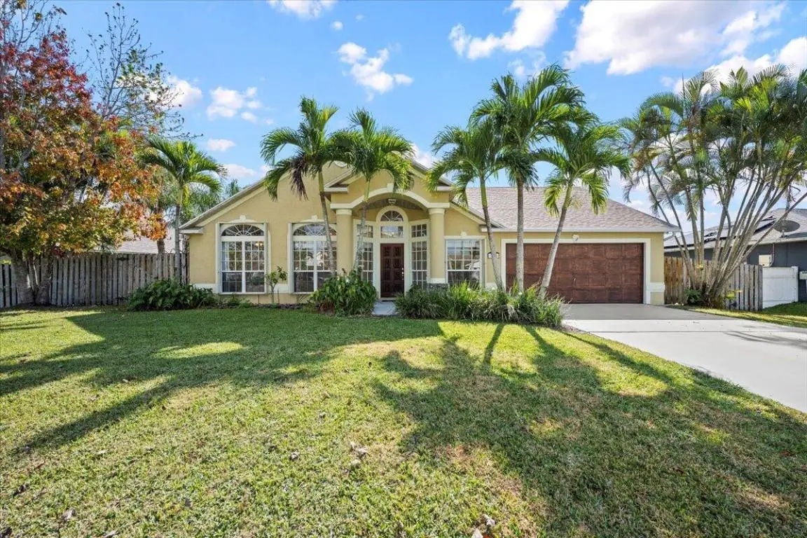184 SW Hide Place, Port Saint Lucie, FL 34953 - Image #1