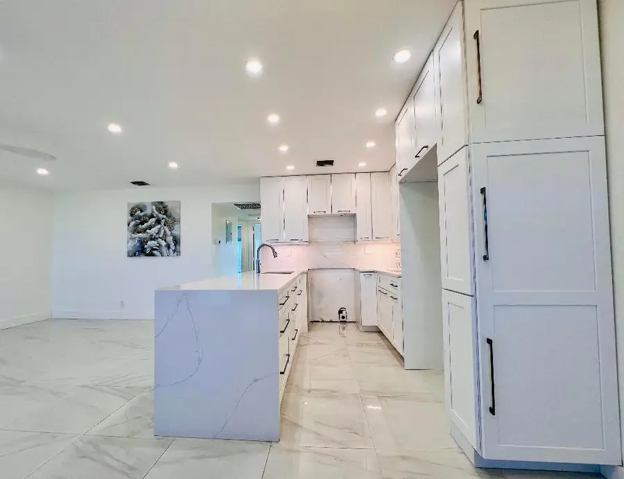 204 Bedford H, West Palm Beach, FL 33417 - Image #3