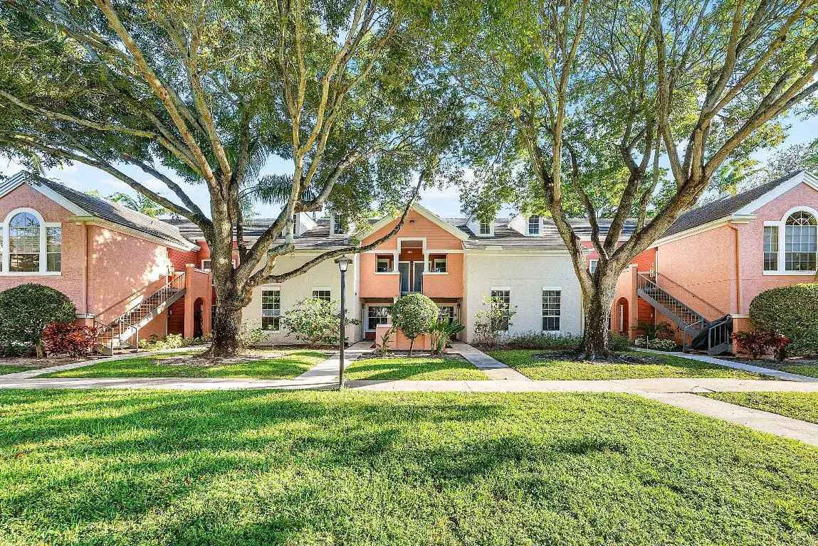 1001 Crystal Way #M, Delray Beach, FL 33444 - #1