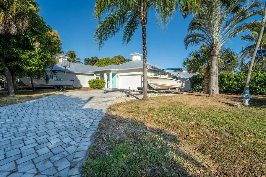 443 SE Dolphin Drive, Stuart, FL 34996 - Image #2