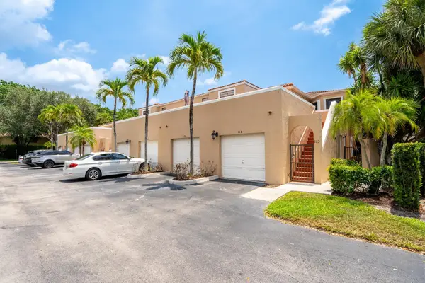 6614 Villa Sonrisa Drive #123, Boca Raton, FL 33433