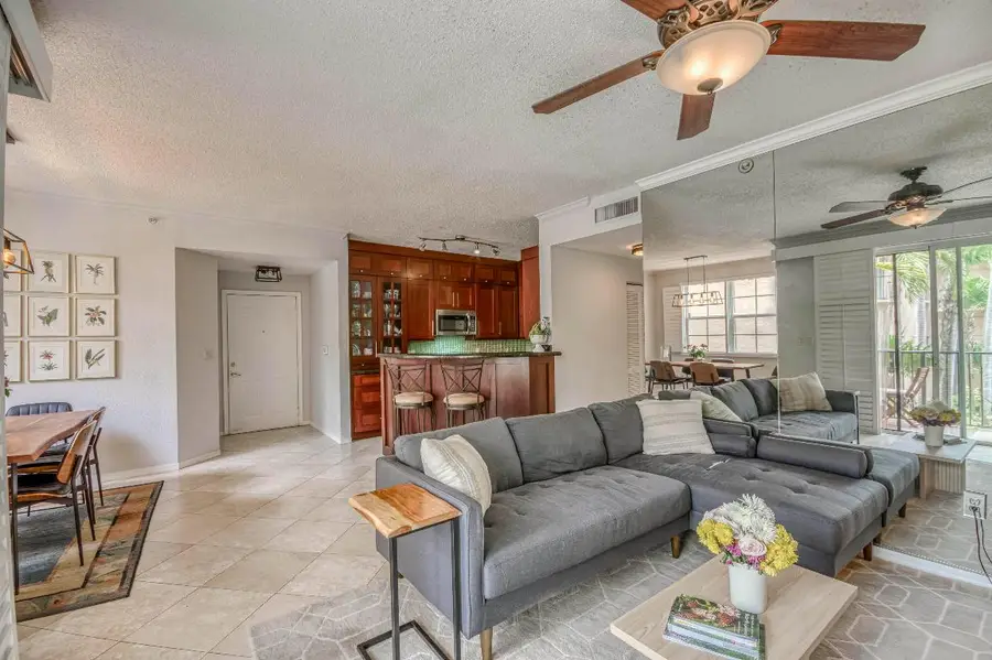 1805 N Flagler Drive #206, West Palm Beach, FL 33407 - #3