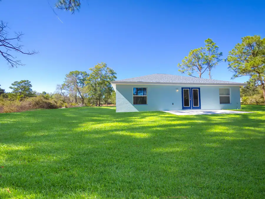 450 Kemper Avenue, Lake Placid, FL 33852 - #3