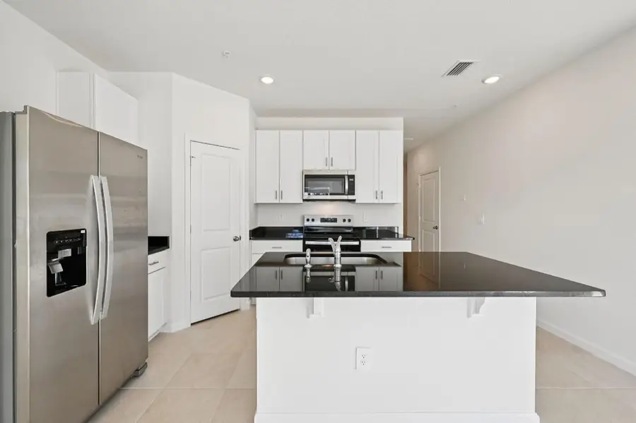 617 Salisbury Circle, Fort Pierce, FL 34982 - #3