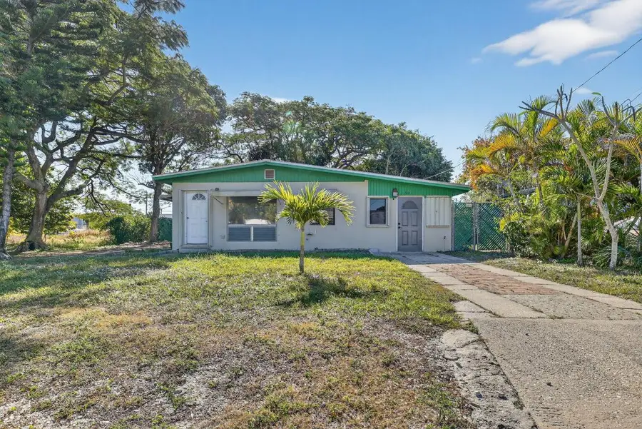 501 Emil Drive, Fort Pierce, FL 34982 - Image #2