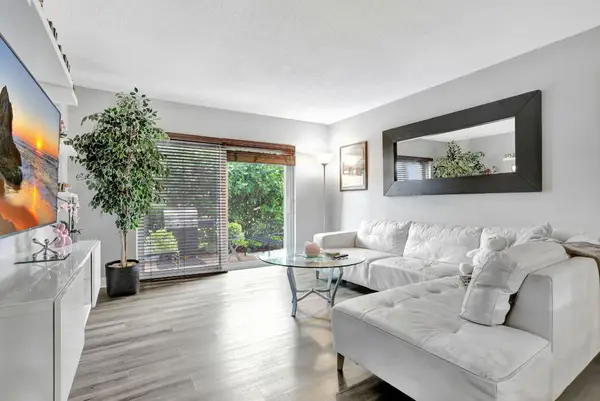 860 SE 6th Avenue #104, Deerfield Beach, FL 33441