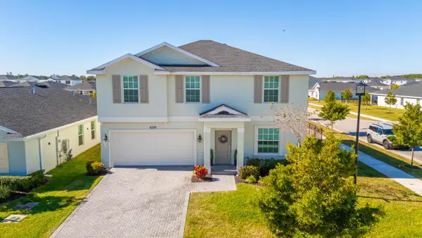 6300 NW Leafmore Lane, Port St Lucie, FL 34987