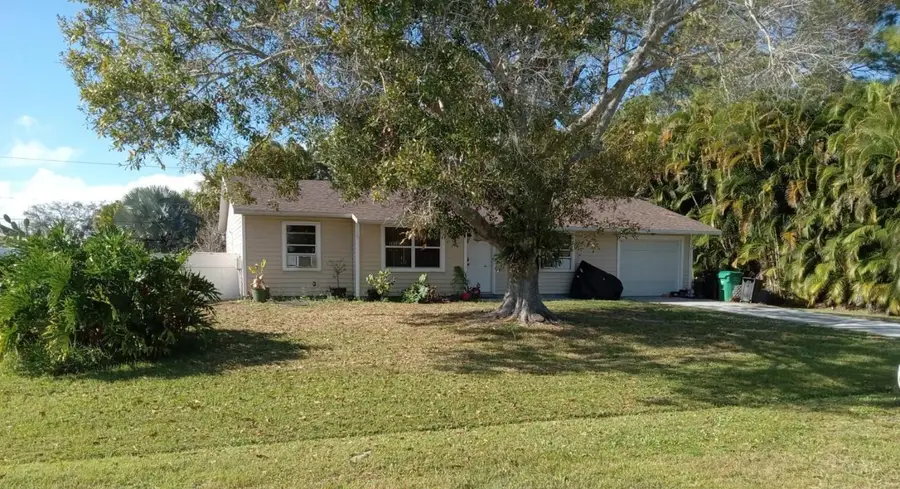 2232 SW Nightingale Terrace, Port Saint Lucie, FL 34953 - Image #2