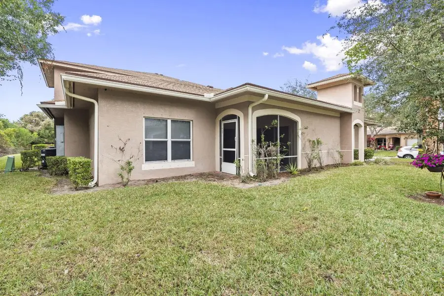 1863 S Dovetail Drive #B1, Fort Pierce, FL 34982 - #2