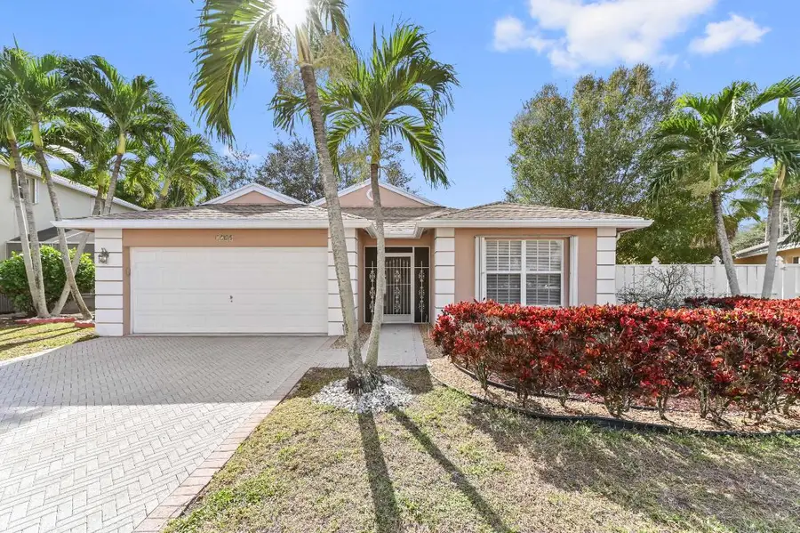 1718 Sawgrass Circle, Greenacres, FL 33413 - Image #2