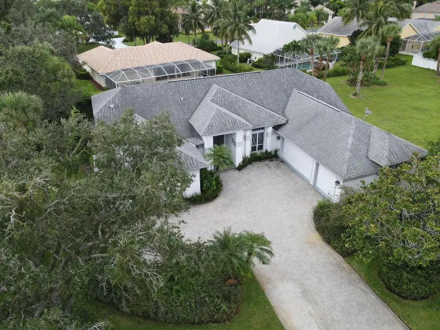 1111 SE Westchester Drive, Port Saint Lucie, FL 34952 - Image #2