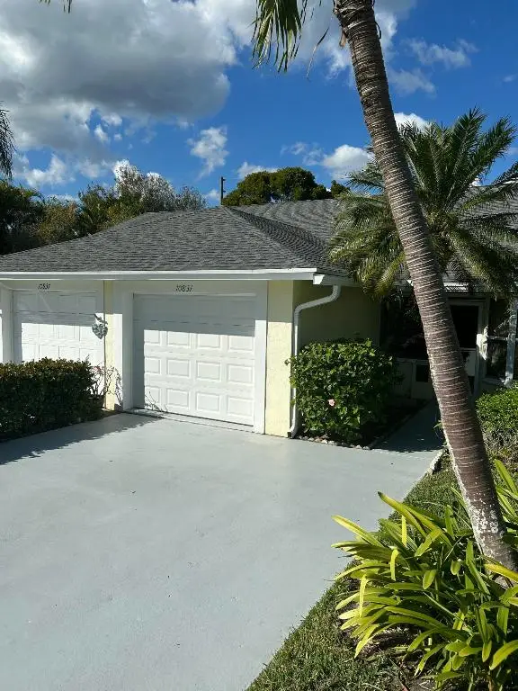 10831 SE Sea Pines Circle, Hobe Sound, FL 33455