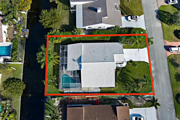 7017 NW 3rd Avenue Se, Boca Raton, FL 33487