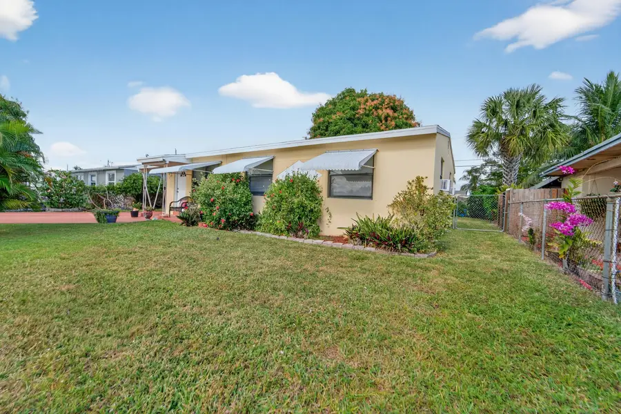 2105 Worthington Road, West Palm Beach, FL 33409 - #2