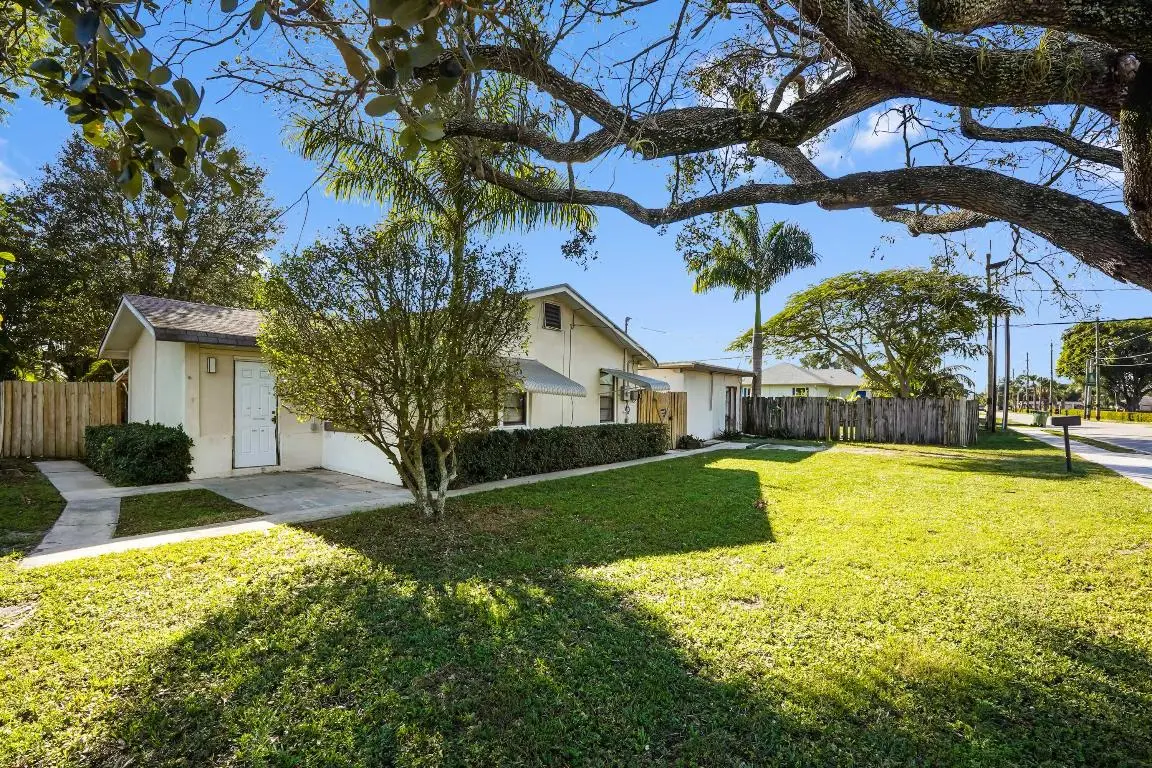 3858 Lakewood Road, Palm Springs, FL 33461 - Image #1