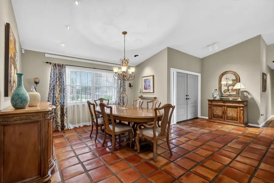 560 Juniper Place, Wellington, FL 33414 - #2