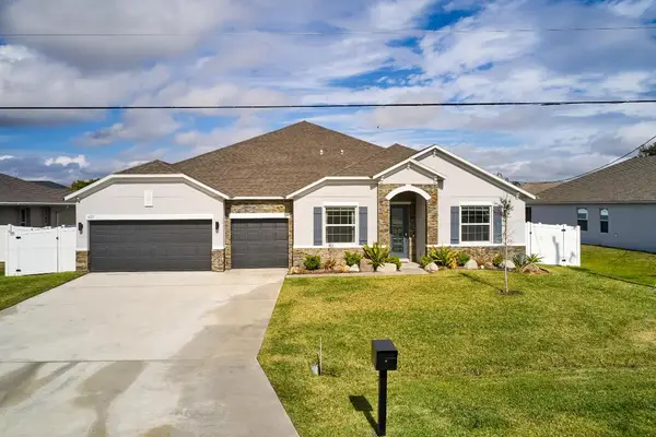 6125 NW Drophy Avenue, Port St Lucie, FL 34986